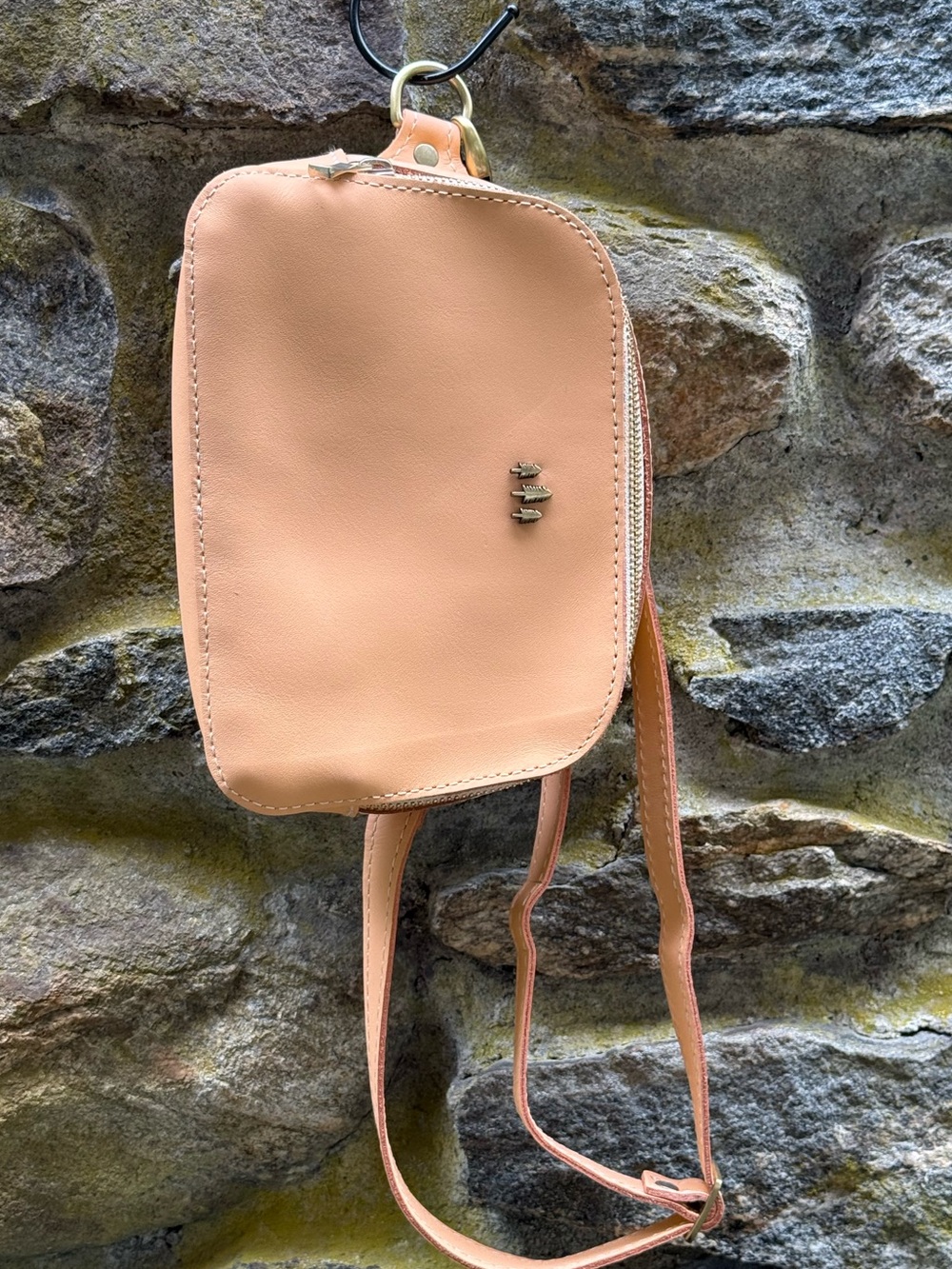 Portland Leather Bag/Sling Apricot Adjustable Strap Zip Pocket NWT